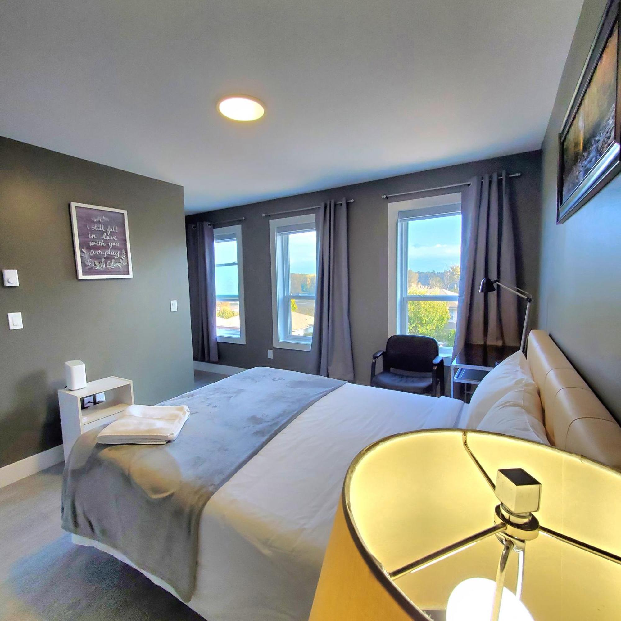 Mountain Retreat 3 Bedroom Garden House Near Heritage Park, Coliseum , Hwy 1, Fishing, Cultus Lake Chilliwack Camera foto